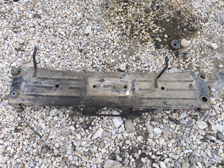 Греда под  скоростна кутия Suzuki Grand Vitara  III