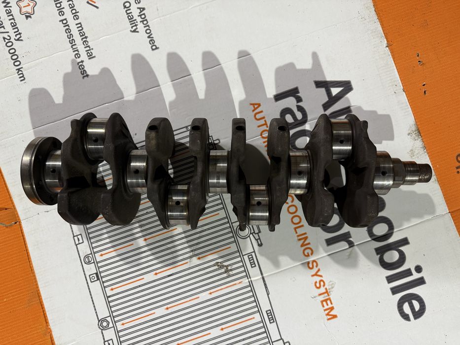 Продам Коленвал Приора 16кл