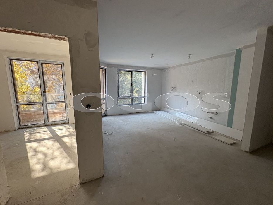 3-стаен в Варна-Лятно кино Тракия площ 78 цена 210000