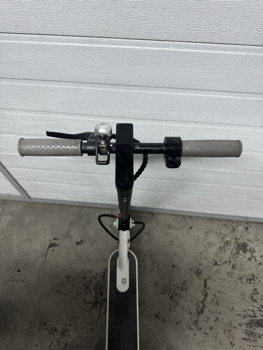 Xiaomi Mi Electric Scooter M365