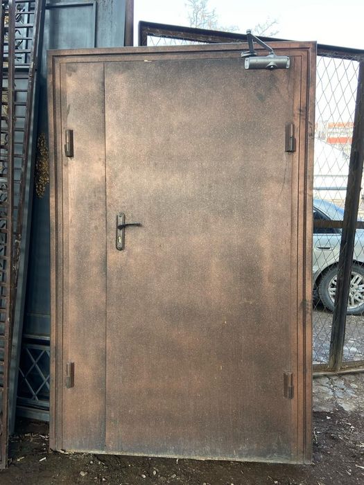 Железная дверь,б/у