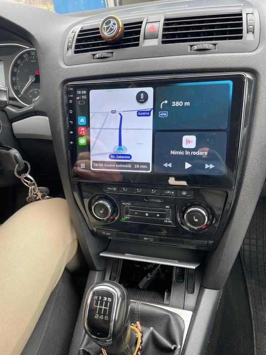 Navigatie Android Skoda Octavia 2 Carplay Android Auto + Camera