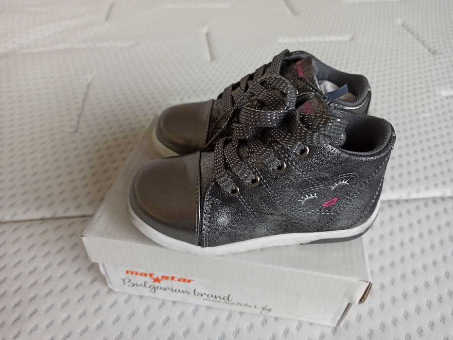 Нови боти Mat Star, ном. 20