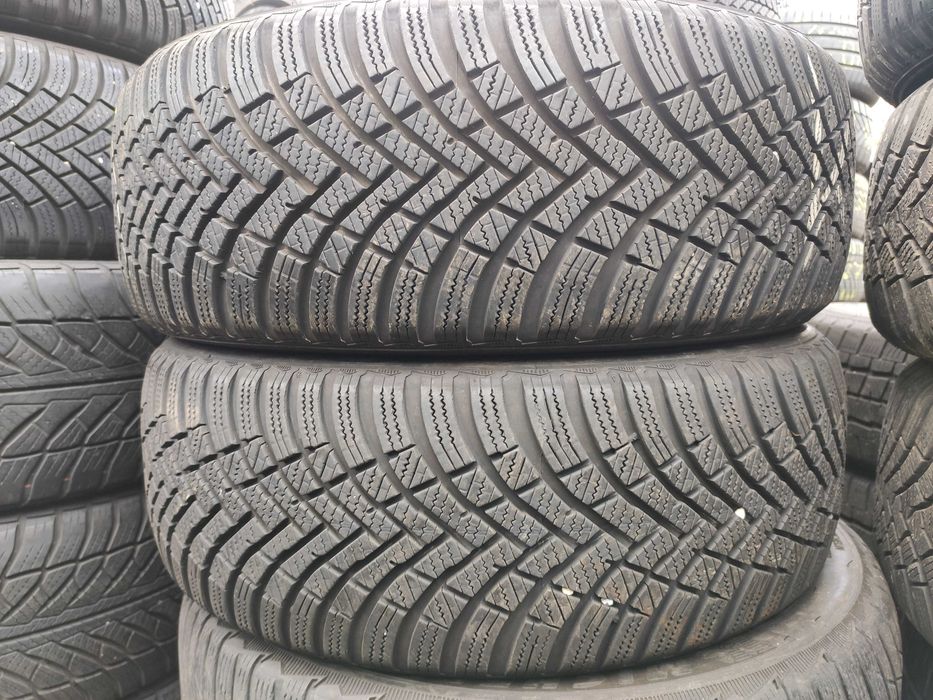 2бр Зимни гуми 205 50 17 - Hankook - DOT 2024
