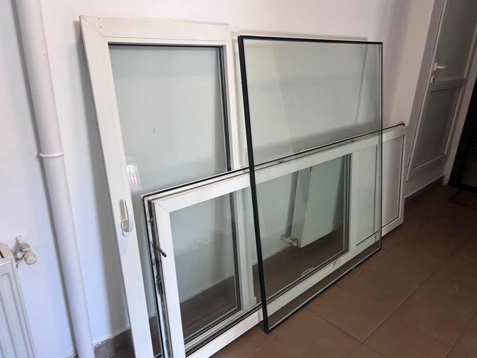 Vând panouri de geam termopan – întregi și utilizabile