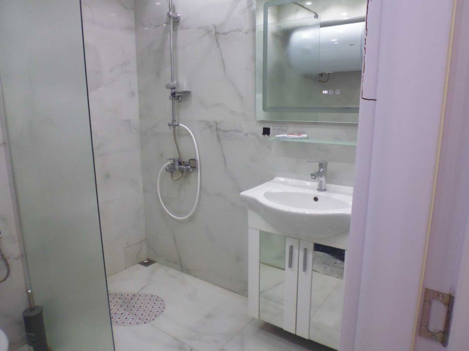 Двустаен тухлен апартамент за продажба в ж.к. Връбница 2, гр. София