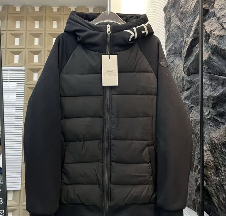 Продам кардиган-кофта-куртка Moncler