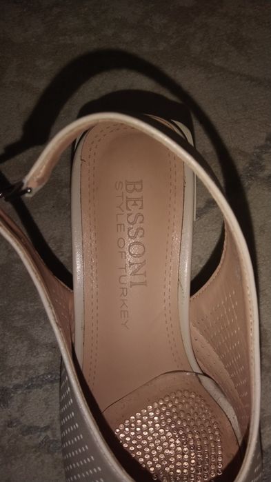 Продам туфли басажножки