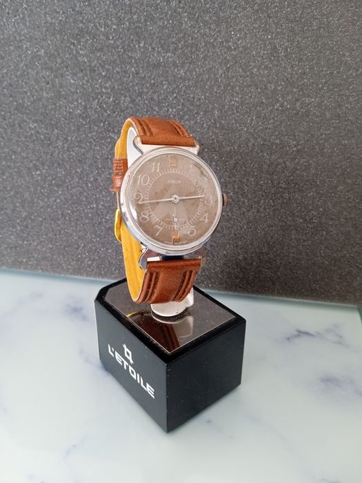 Руски ръчен механичен часовник ПОБЕДА