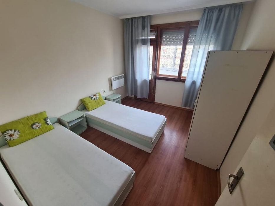 Дава се под наем Тристаен апартамент в Бургас, Лазур - 96 кв.м за 459 € - Снимка #7