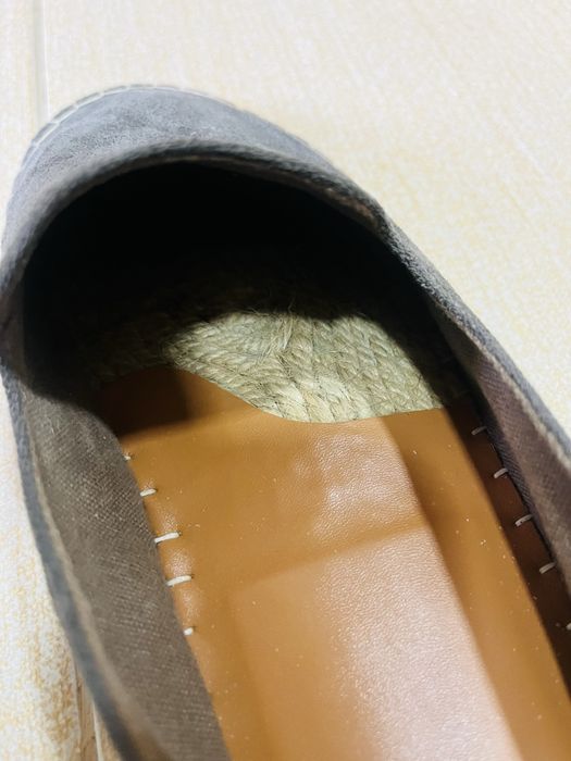 Продаются летние кроссовки 39р,туфли 39-40