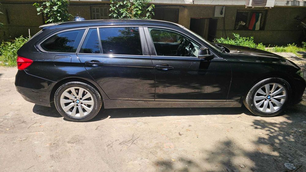 Продавам БМВ Ф31 2019г, 2.0D -190 k.c, два комплекта гуми.