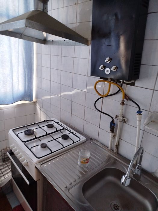 1 хона 2 хона килинган хонадон сотилади