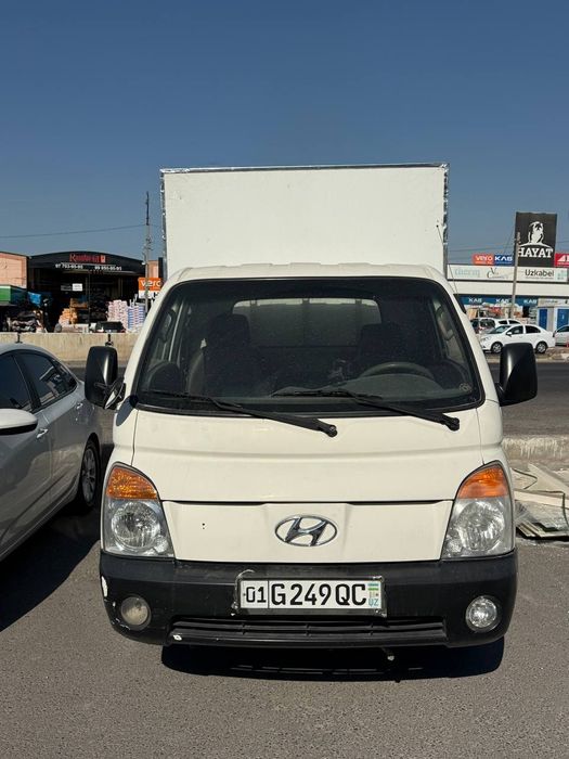 Xundai porter yili 2009 Metanda narxi 9000 $ kelishiladi
