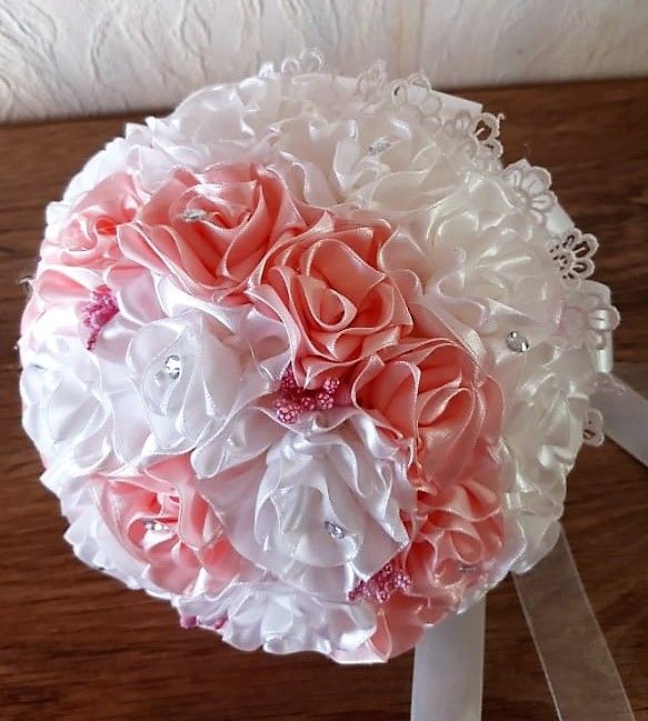 Булчински букет за хвърляне