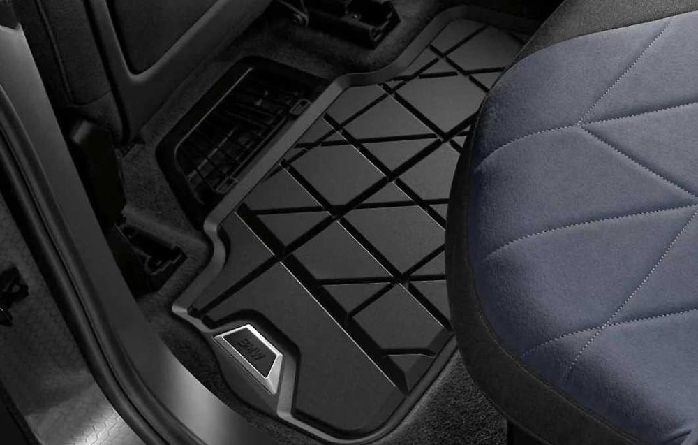 Set presuri(covorase) cauciuc fata+spate originale Bmw seria 7 G70