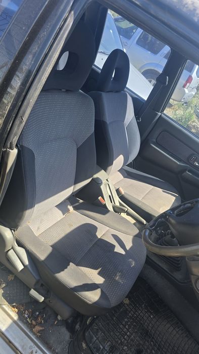 Mitsubishi l200 2.5td 116 коня на части