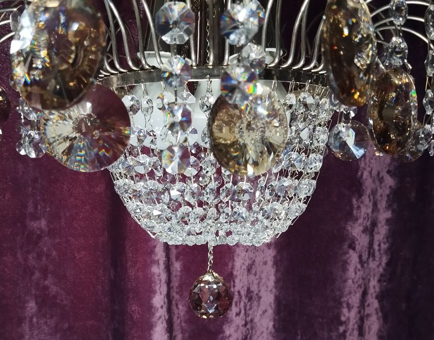 Люстра хрустальная производства Чехословакия