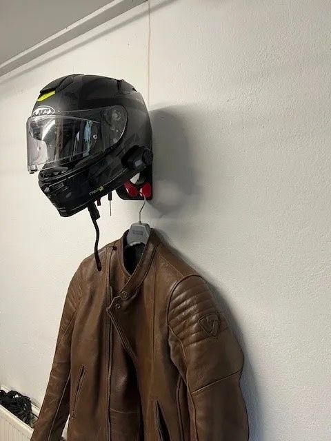 Стойки за каска