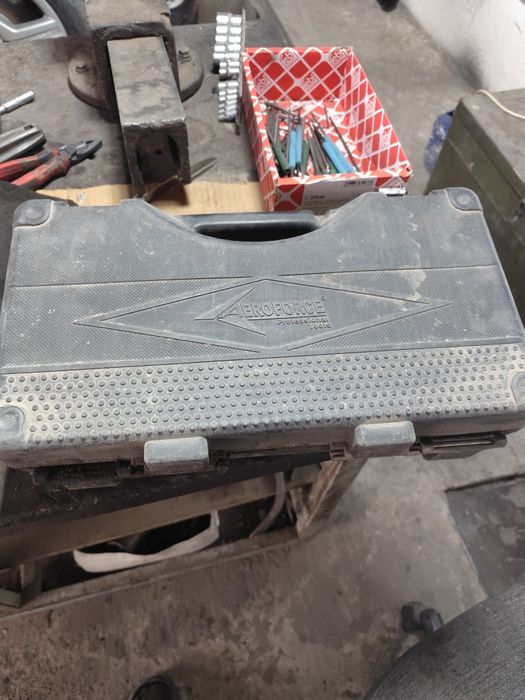 Гайкаверт пистолет продам