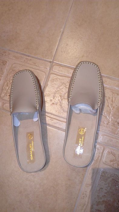 Нови чехли Damart 38