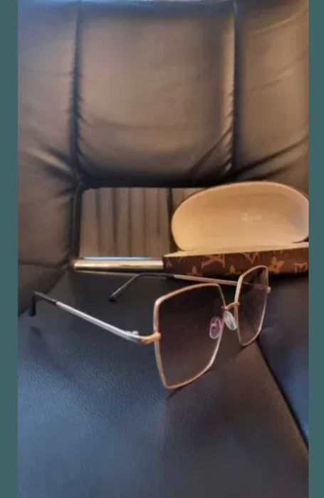 Ochelari de soare dama marca Louis Vuitton