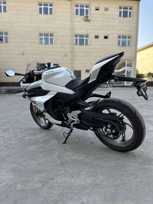 Мотоцикл Cfmoto 450SR-S
