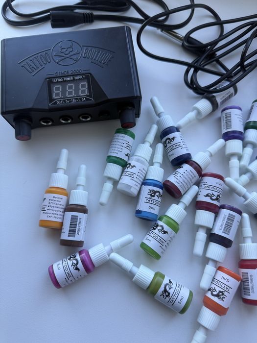 Машинка для тату с красками