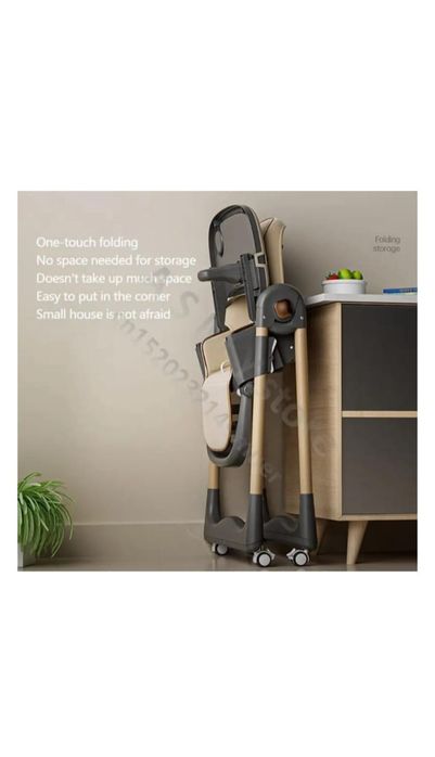 Обеденный стол. Стол для кормления.