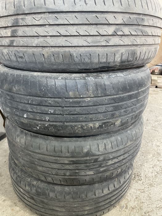 Продам резину , размер 215/60/16