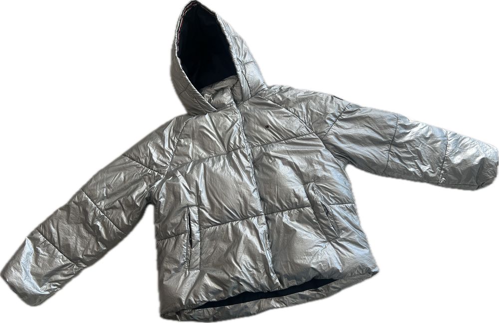 Tommy Hilfiger зимно яке 140см