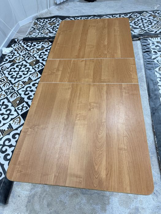 Стол раскладной в идеальном состоянии