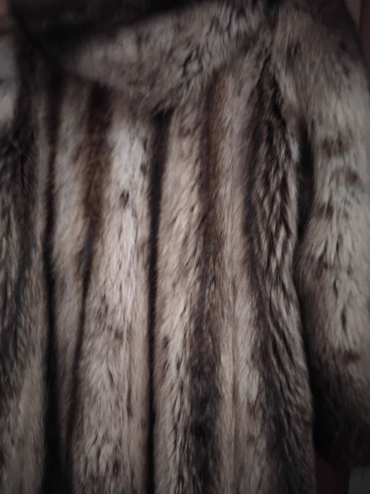 Шуба натуральная енот