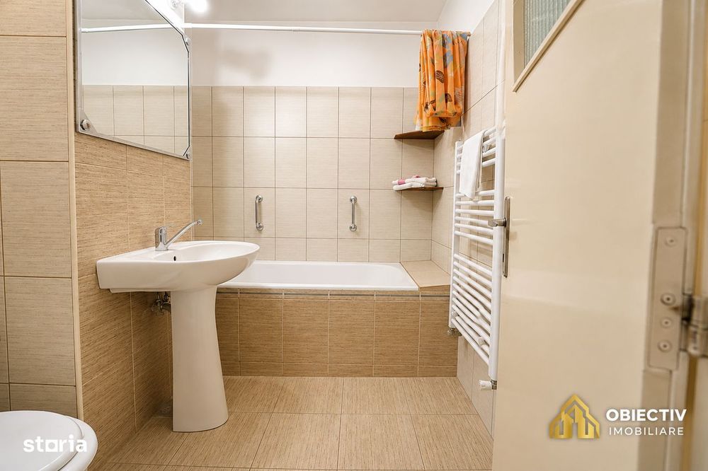 Apartament 3 camere 88 mp/2 bai/2 balcoane CENTRU