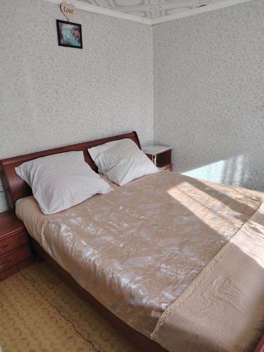 Спальный гарнитур б/у