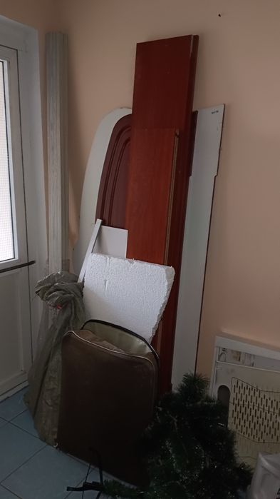 Отдам даром стройматериал