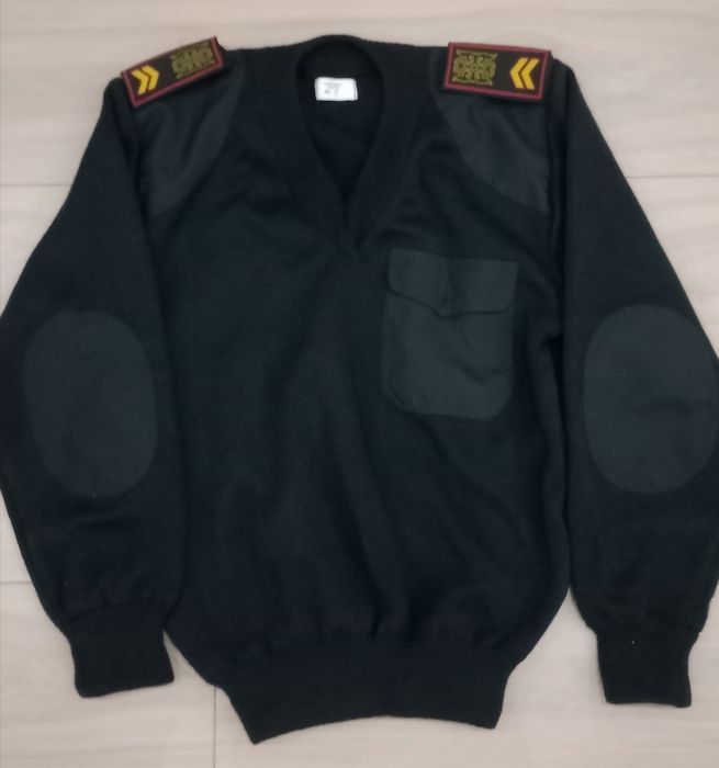 Продам джемпер военный