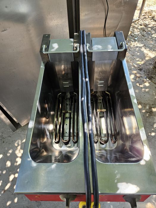 Фритюрник на база професионален на ток трифазен 2х12 литра втора употр