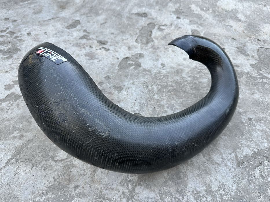 Карбонов гард за ауспух KTM / Husqvarna 250/300 (2018–2019) – E-Line