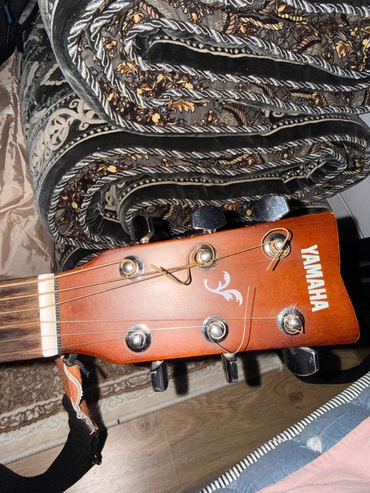 Yamaha F310 оригинал. Продаю