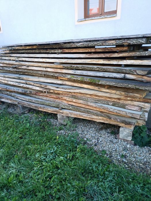 Vând scândură și cherestea.