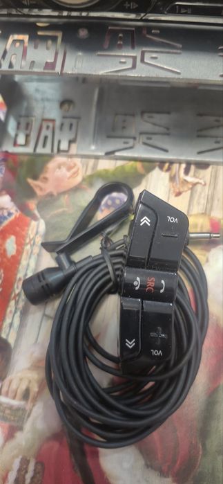 касетофони за кола LG и Сони