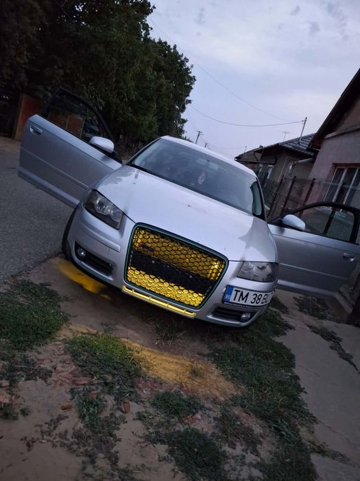 Vînd un Audi A3 P8 an 2004 2LBenzina cp150 cutie automat actele valabil