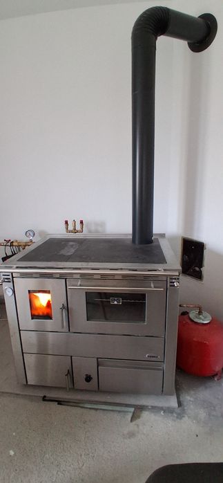 Sobă tip centrală Senko.