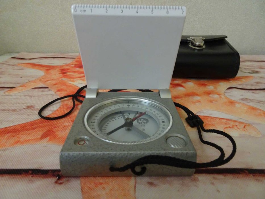 Геоложки компас Фрайберг