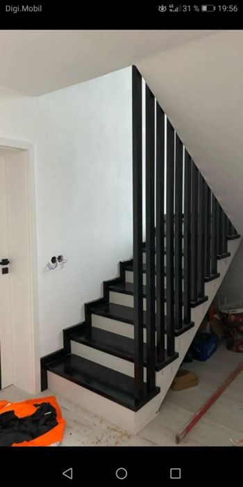 Scara din lemn masiv