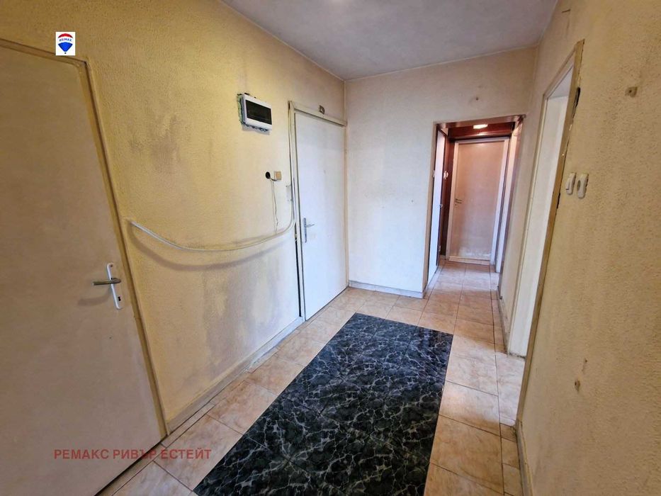 Тристаен апартамент за продажба кв. Широк център