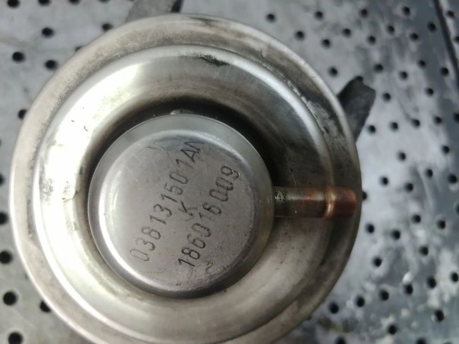 Egr 1.9 tdi vw touran golf 5 passat b6 audi a3 8p seat altea leon skoda octavia 2 038129637d 038131501an
