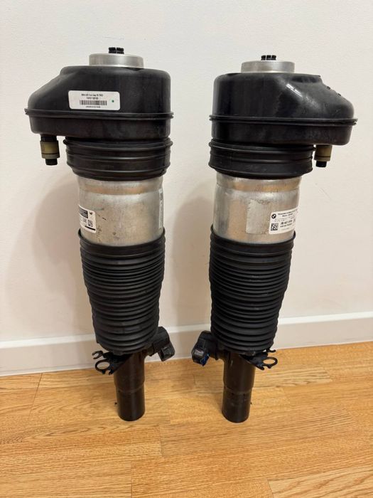 Пневмобалон передний  X5 G05 X6 G06 X7 G07