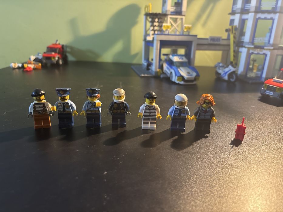 LEGO City 60141- Sectia de politie